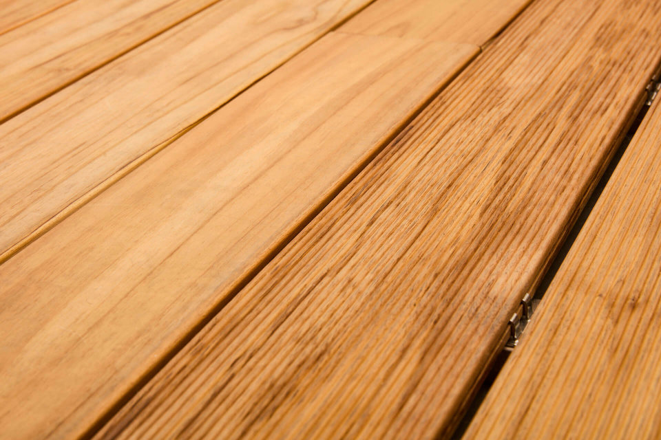 DECKING