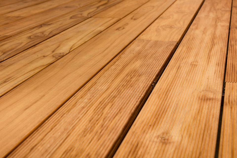 DECKING